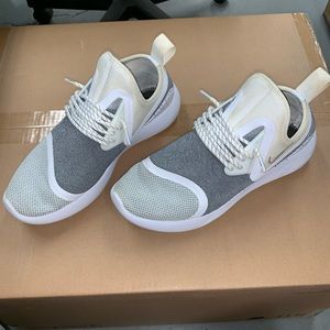 Nike LunarCharge “White Speckle”